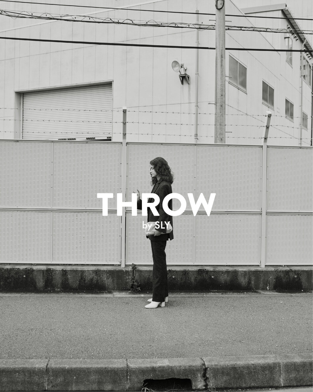 Hair by Shingo Shibata
THROW by SLY 21AW
