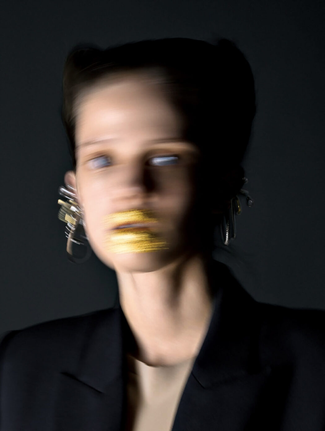 Make up by Yumi Endo
Harper's BAZAAR September issue 2019