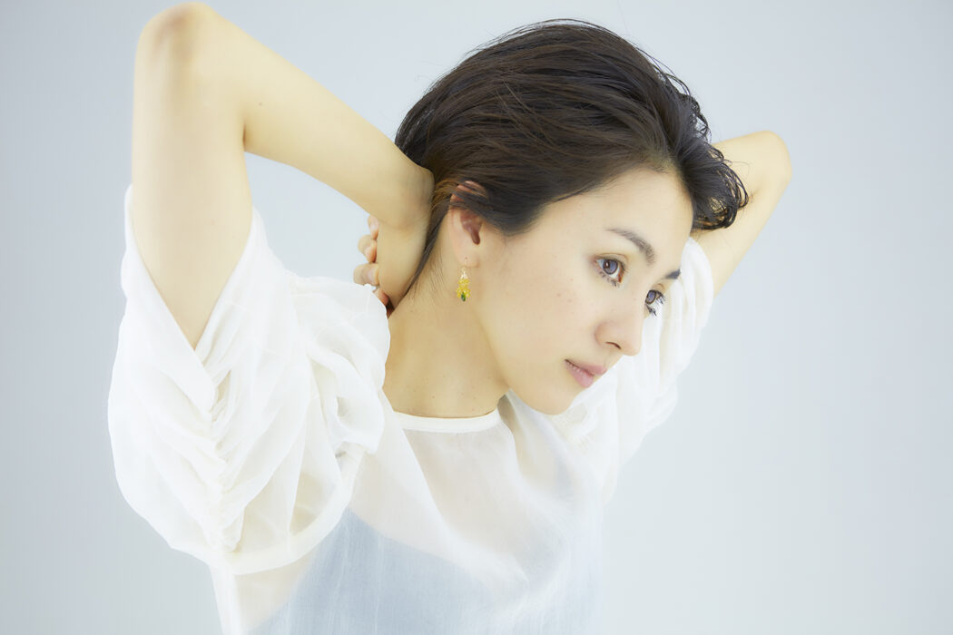 Make up by Yumi Endo
CASUCA na Hicari