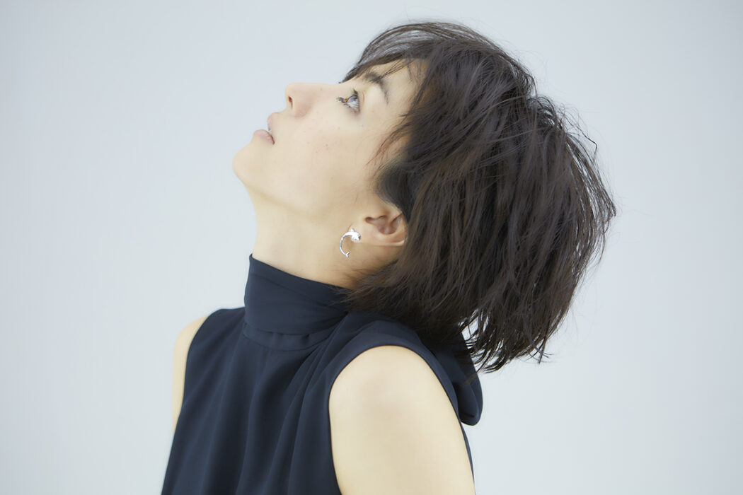 Make up by Yumi Endo
CASUCA na Hicari