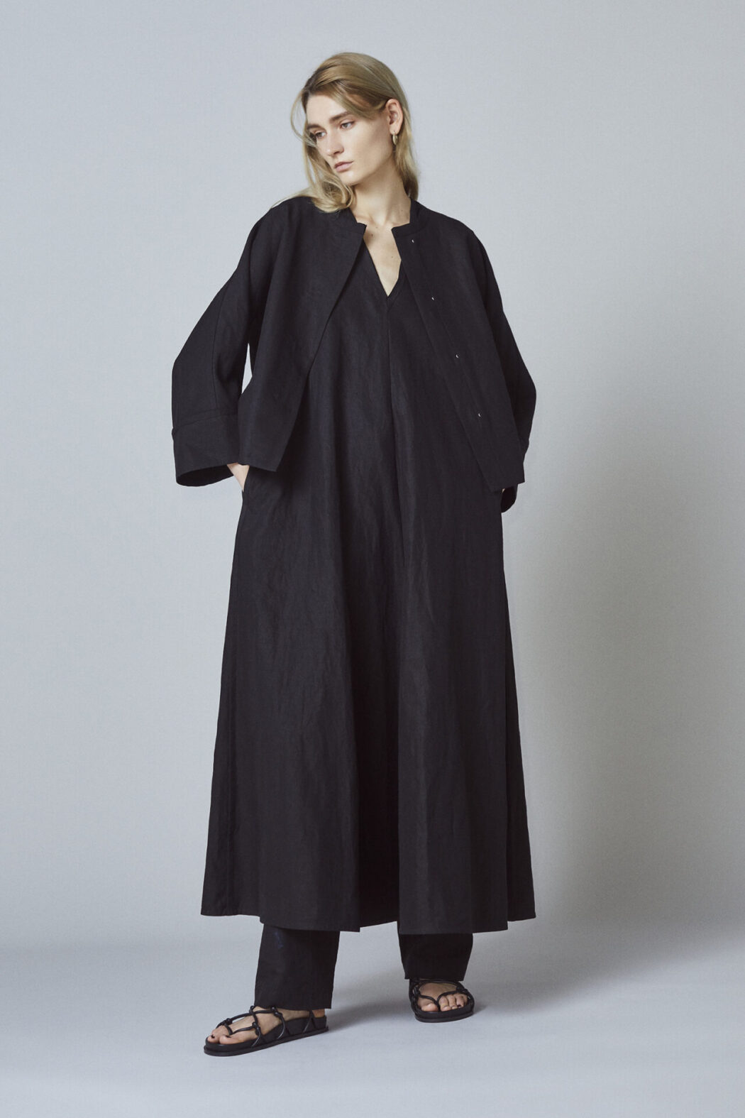 Make up by Yumi Endo
DÉPAREILLÉ 22SS