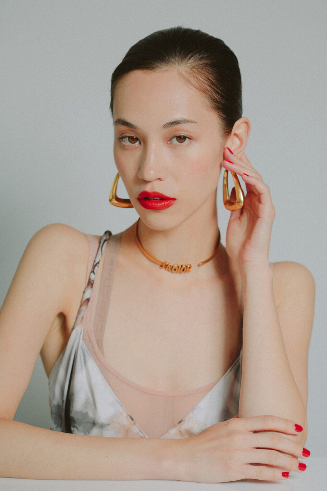 Make up by Yumi Endo
FIGARO japon