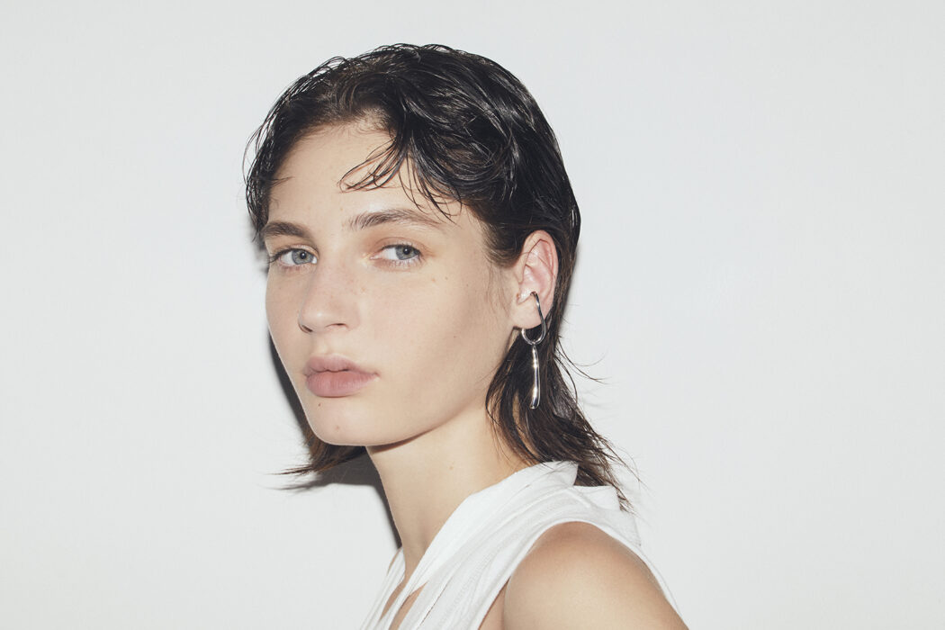 Hair by Waka Adachi
GOLDY 22AW