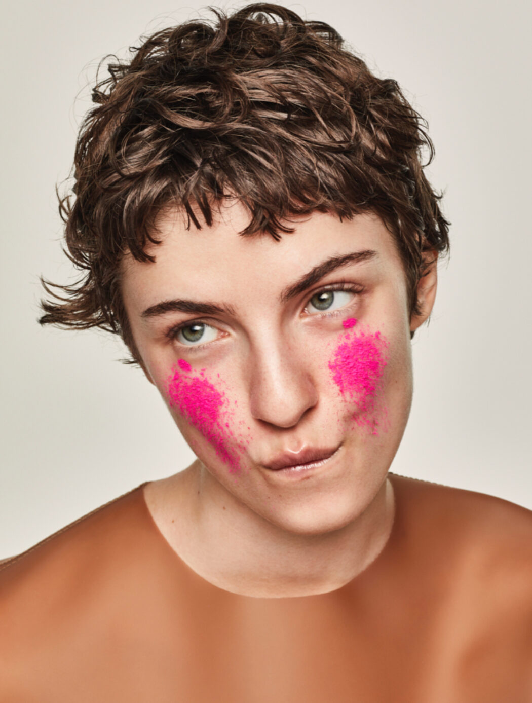 Styled by Yoko Kageyama
Harper's BAZAAR March issue 2022