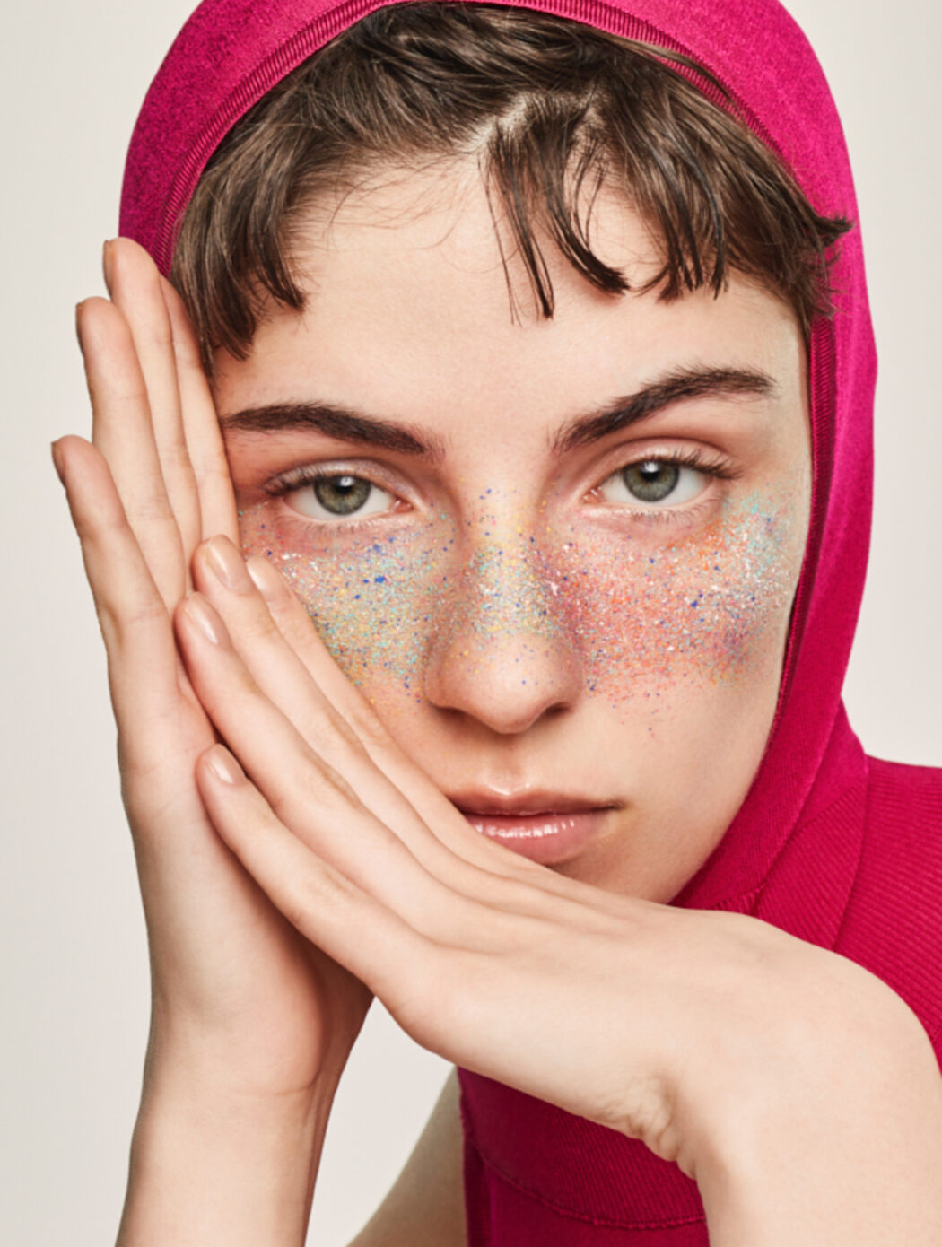 Styled by Yoko Kageyama
Harper's BAZAAR March issue 2022