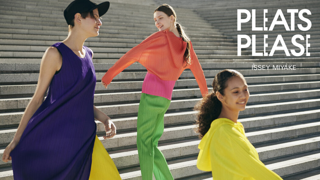 Hair by Shingo Shibata
PLEATS PLEASE ISSEY MIYAKE