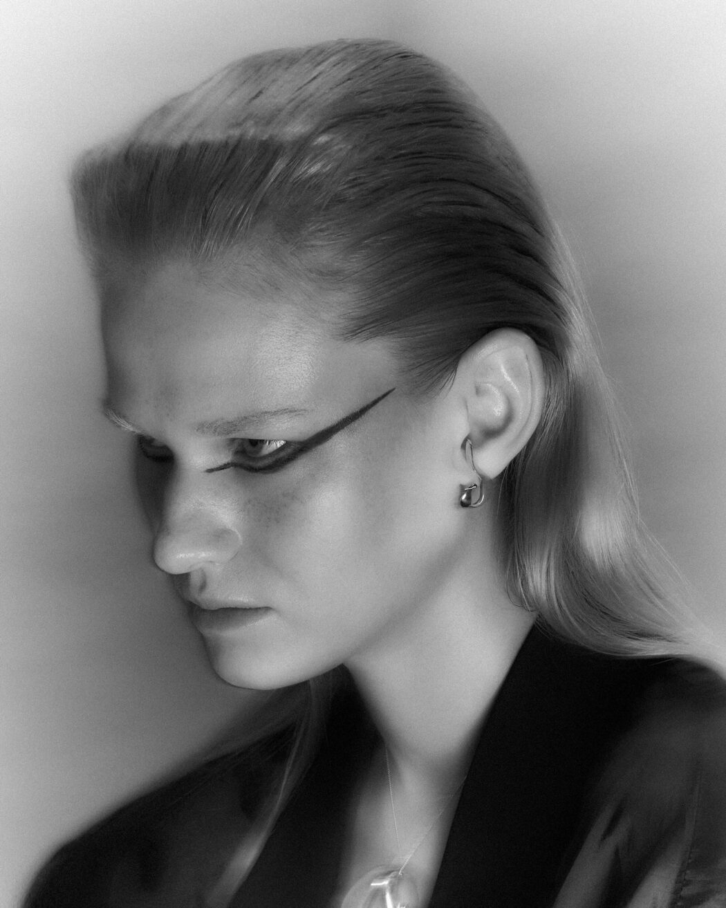 Hair by Waka Adachi
duoctria