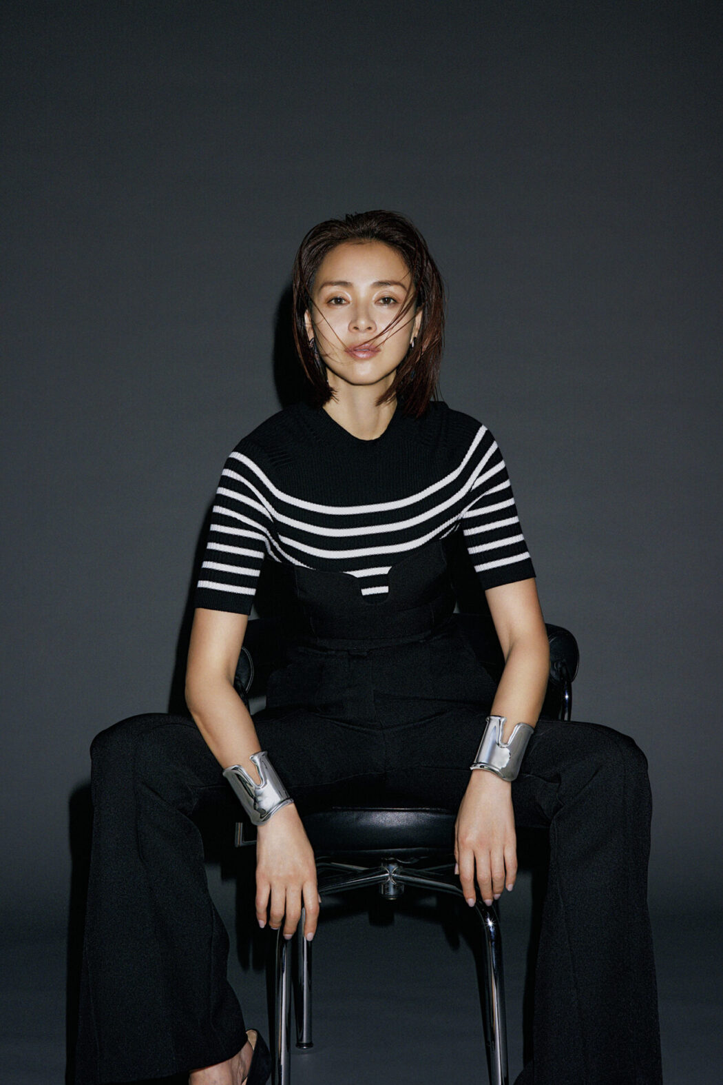 Make up by Yumi Endo
éclat June issue 2022