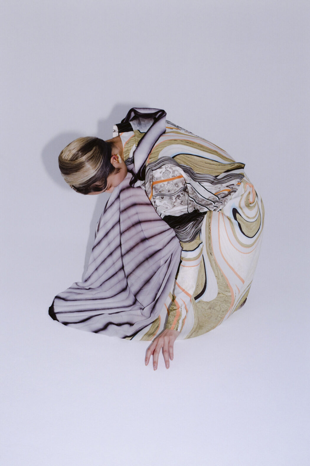 Hair by Waka Adachi
mamekurogouchi 2021FW