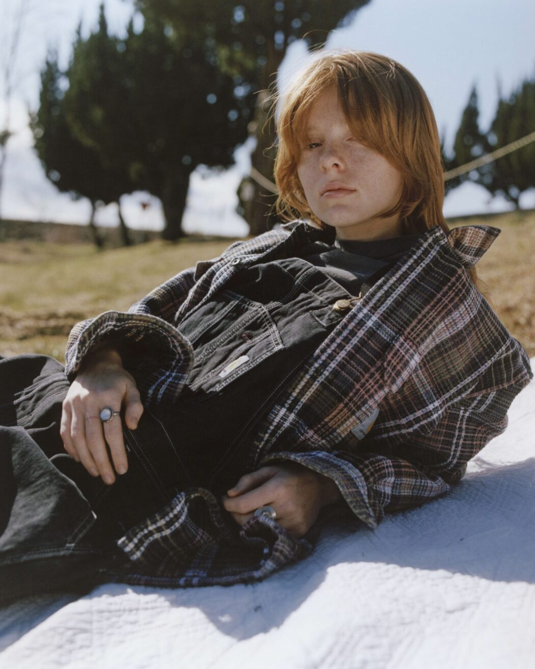 Hair by Waka Adachi
Silver No.19  CARHARTT WIP