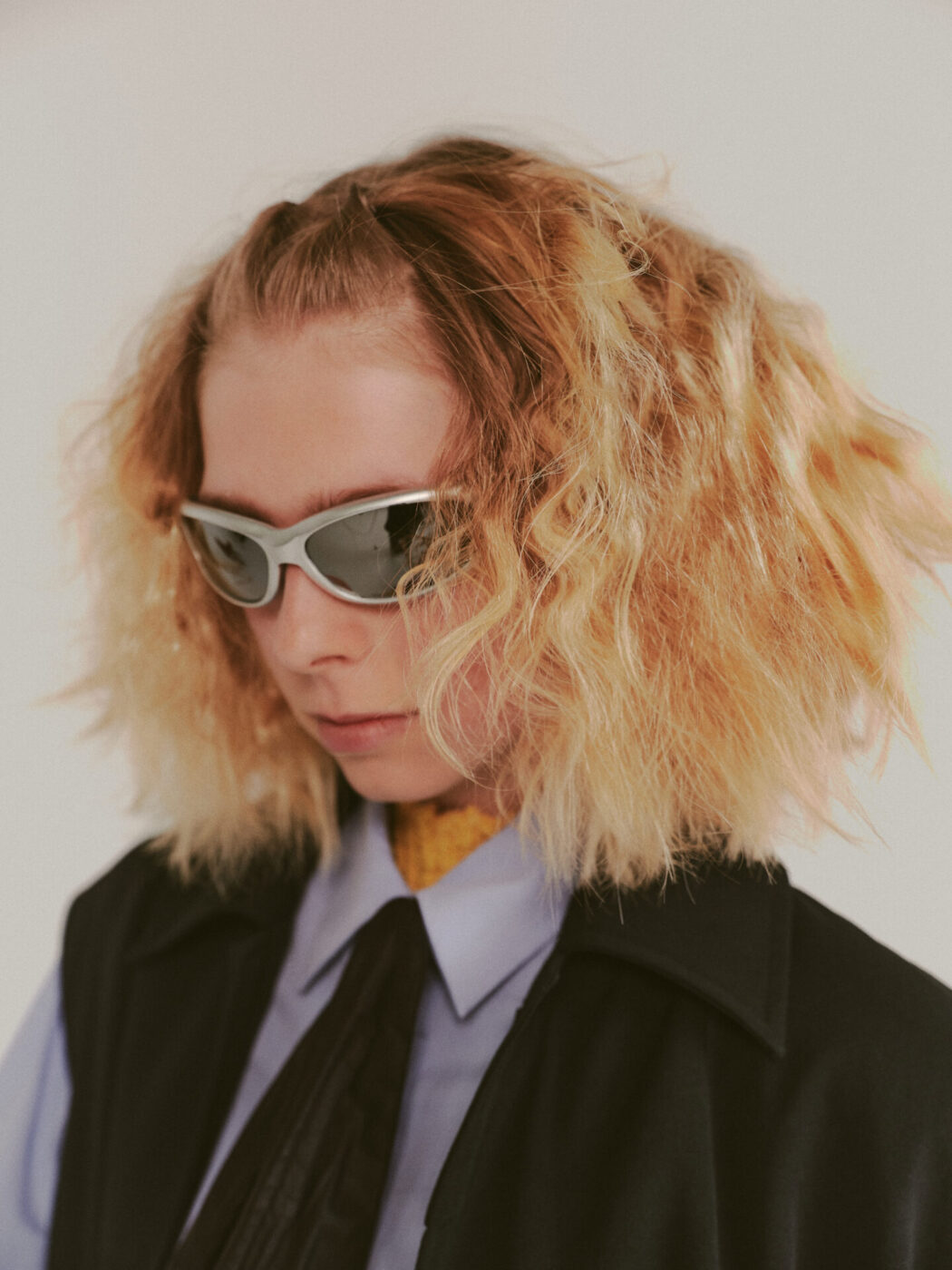 Hair by Yusuke Morioka
M TO R 23SS LOOK