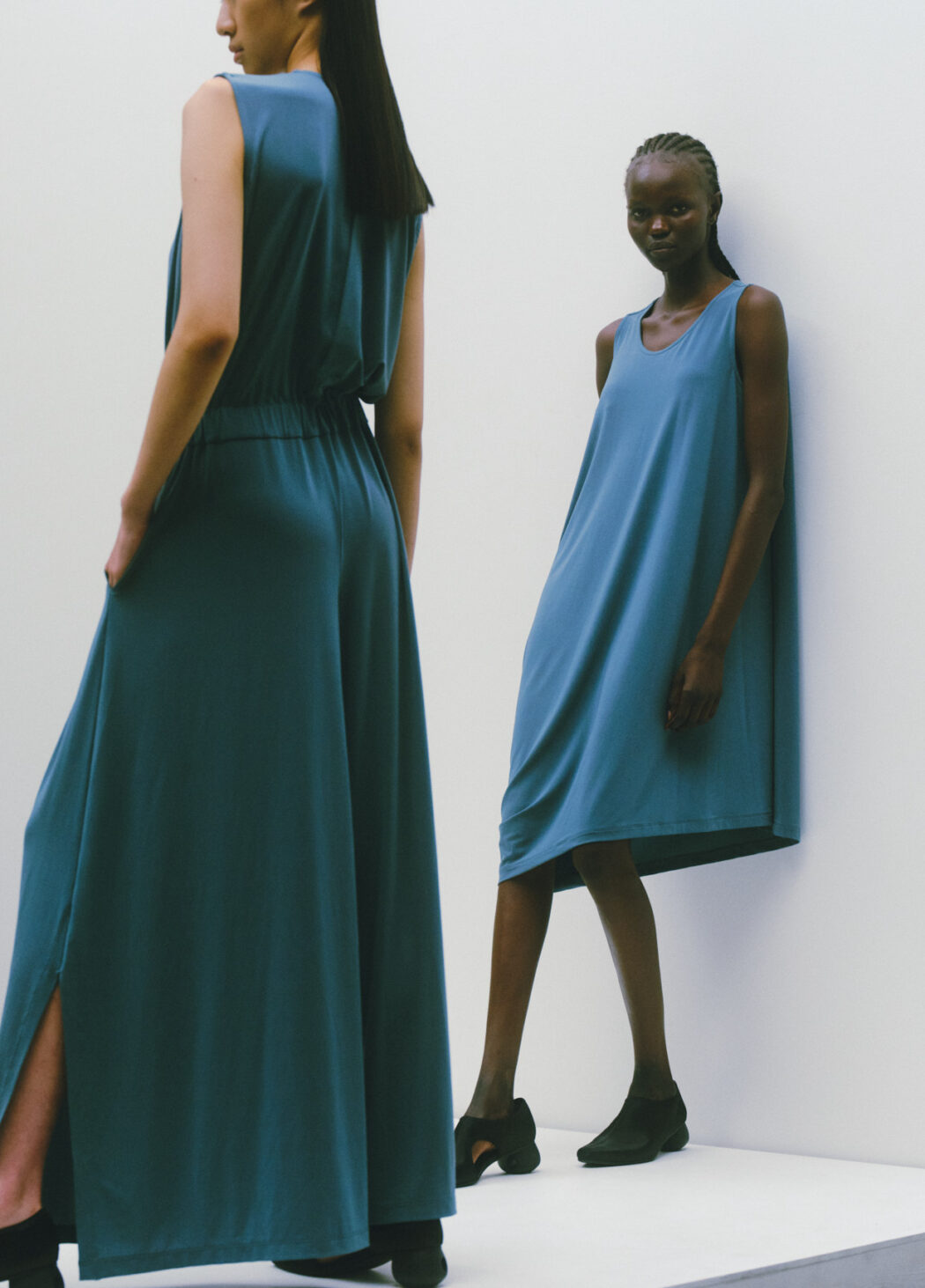 Styled by Shotaro Yamaguchi
ISSEY MIYAKE 2023SS LOOK