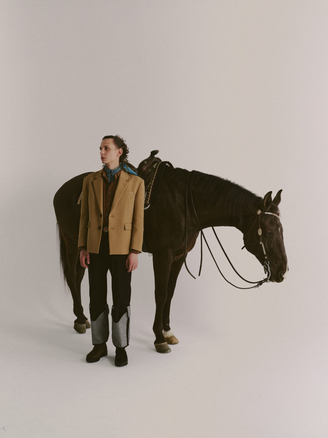 Hair by Yusuke Morioka
M TO R 23SS LOOK