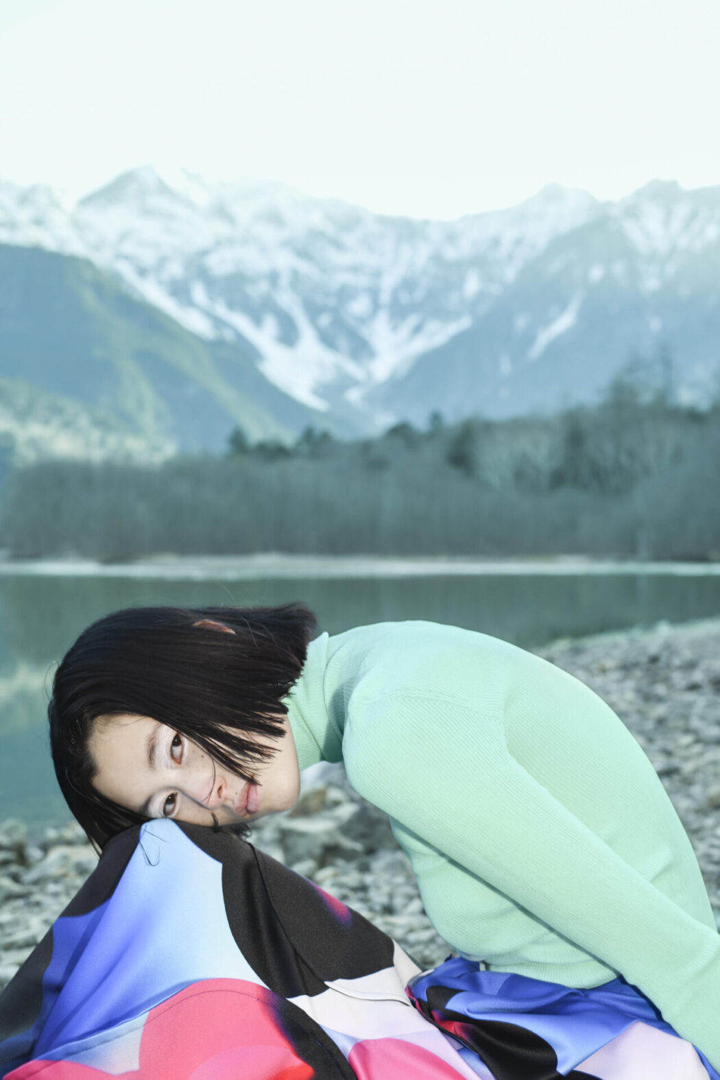 Hair by Yusuke Morioka
ENFÖLD 2023 Pre Fall LOOK