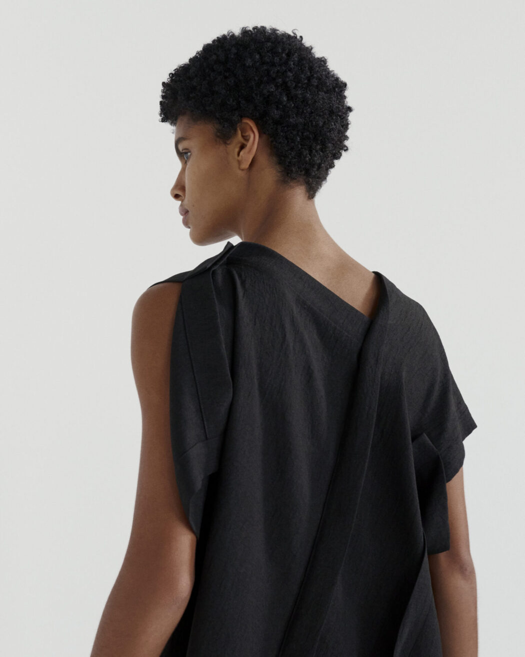 Hair by Waka Adachi
132 5. ISSEY MIYAKE AW23